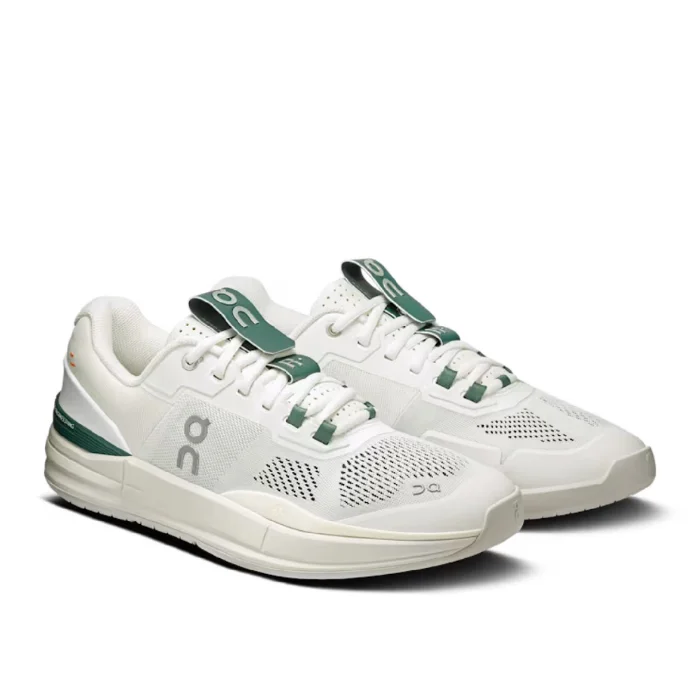 ON TENIS