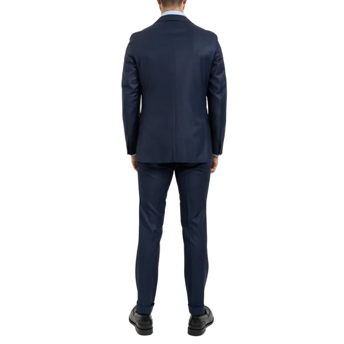 BOSS TRAJE