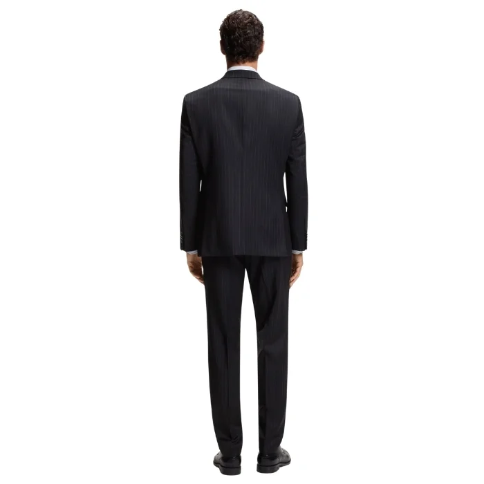 BOSS TRAJE