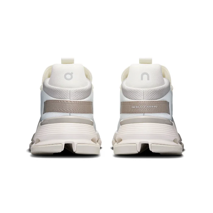 ON TENIS CLOUDNOVA 2
