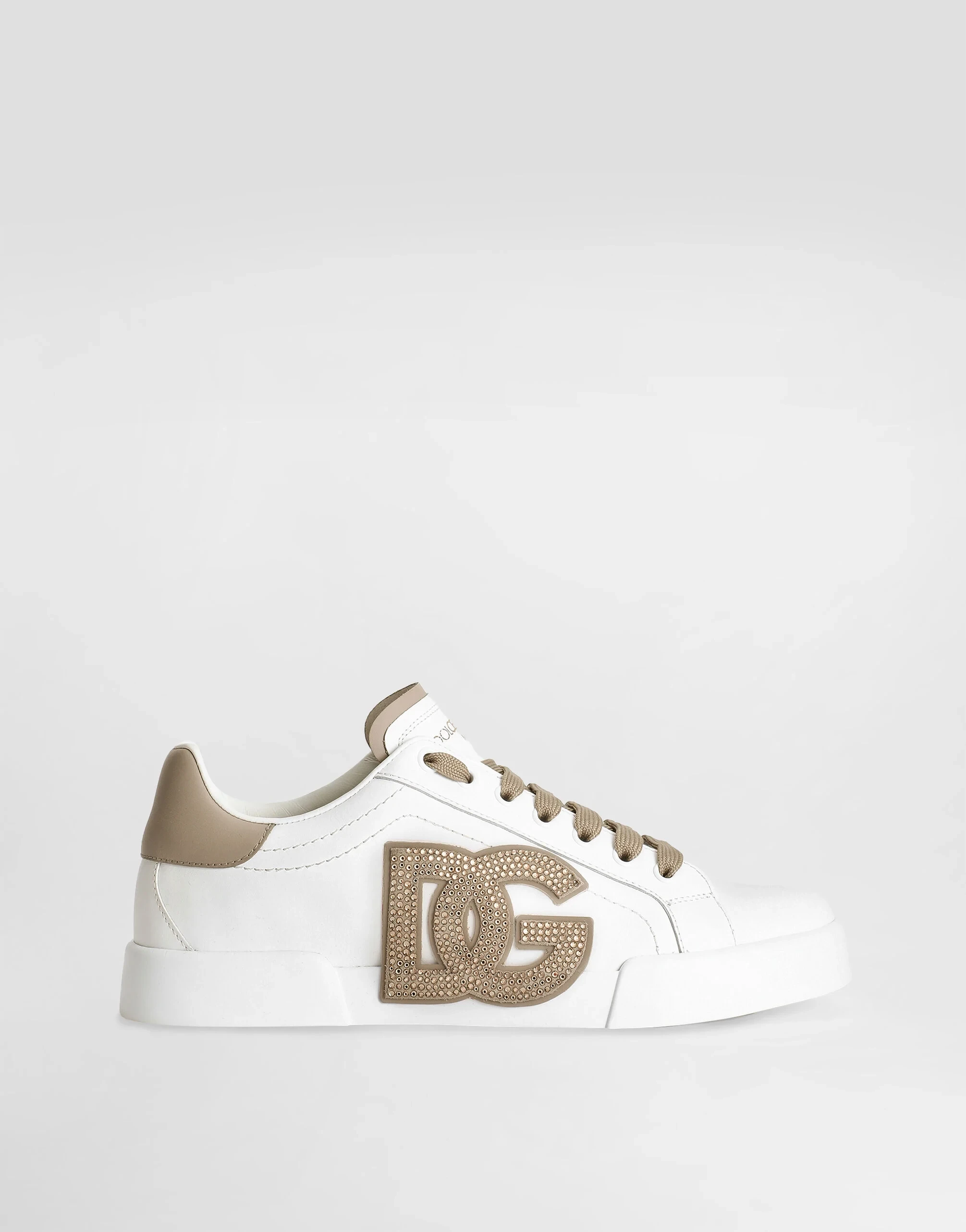 DG TENIS